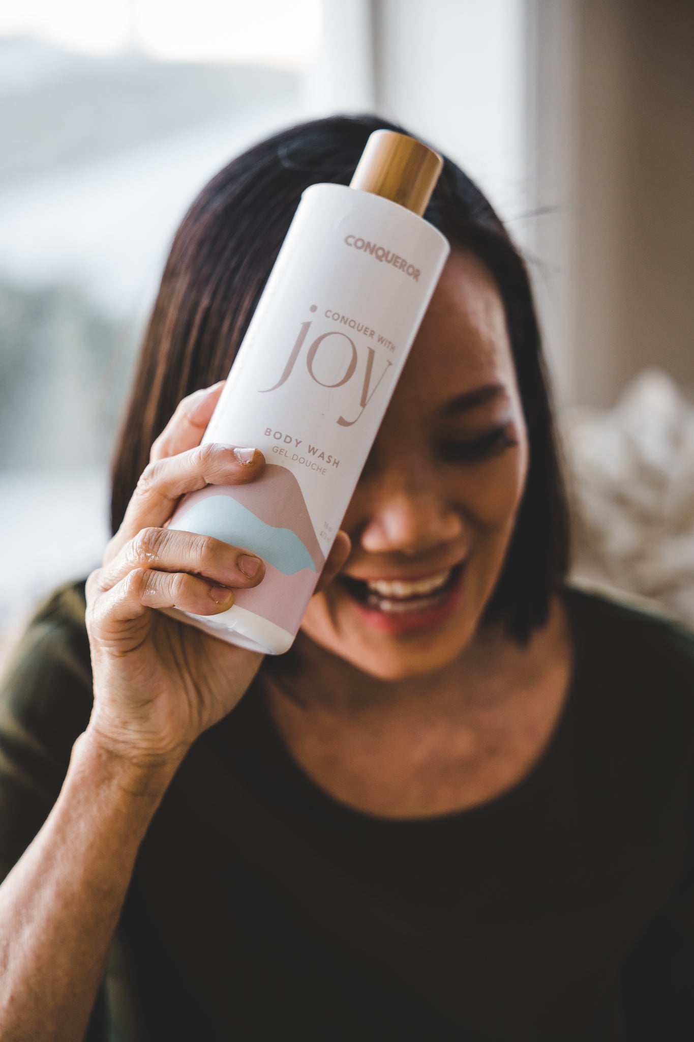 Gentle Body Wash With Oatmeal and Chamomile (Unscented)